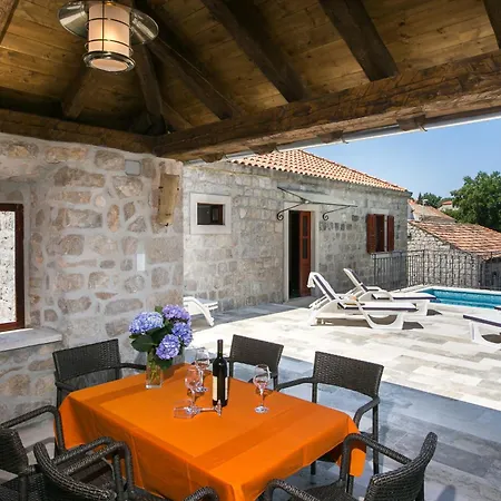 Βίλα Rustic Petrosa With Pool Near Dubrovnik