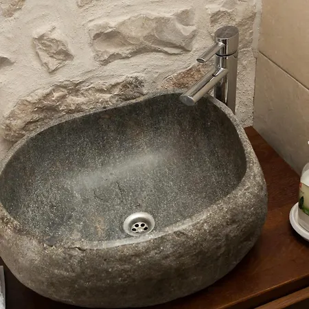 ヴィラ Rustic Petrosa With Pool Near Dubrovnik Gruda